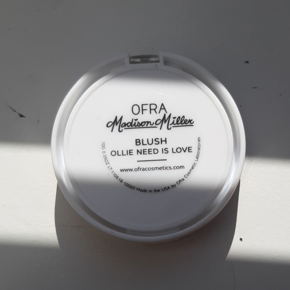 OFRA cosmetic Madison Miller blush - Picture 3 of 3